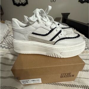 Ladies Steve Maden Talker White & Black Sneakers